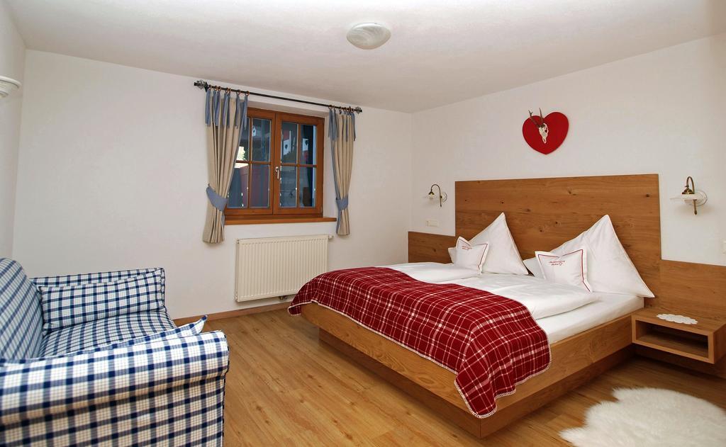 Alpenferienwohnung Strickner Neustift im Stubaital Zimmer foto